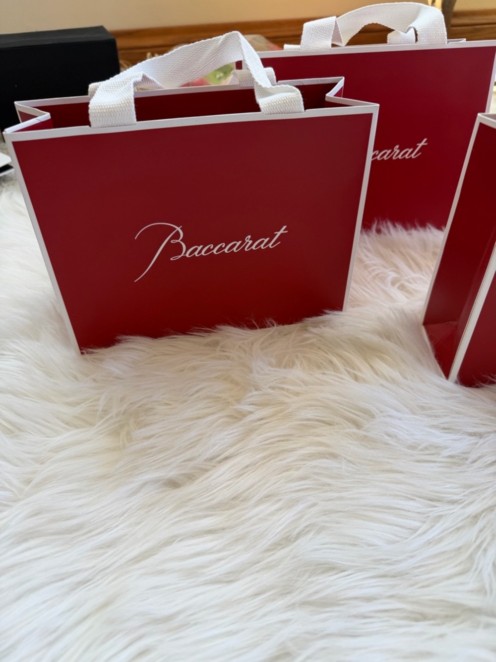 Baccarat Red Gift Bag with box 🎉🎊🎊🎊🎉🎉🎁🎁🎁🎁